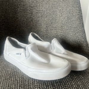 VANS SLIP ONS SIZE 7